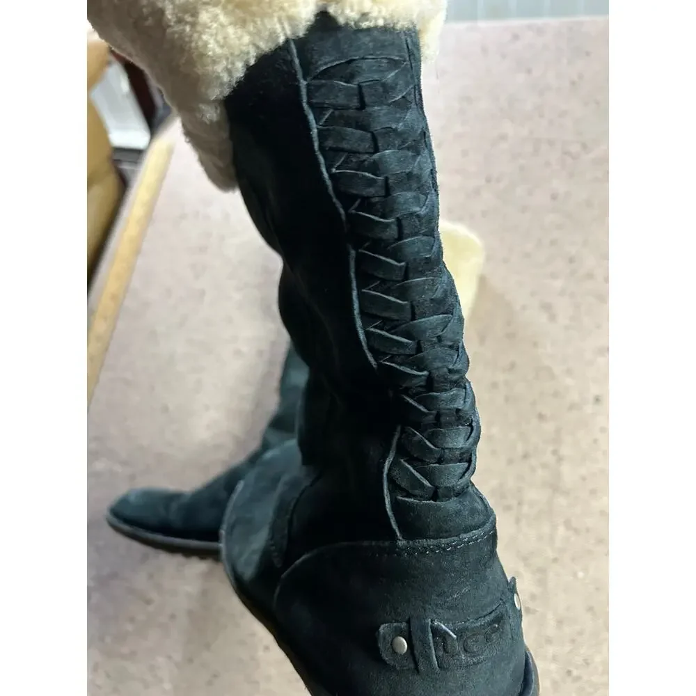 UGG Karyn Black Sheepskin Cuff Boots Size 8 | Classic Cozy Winter Style
